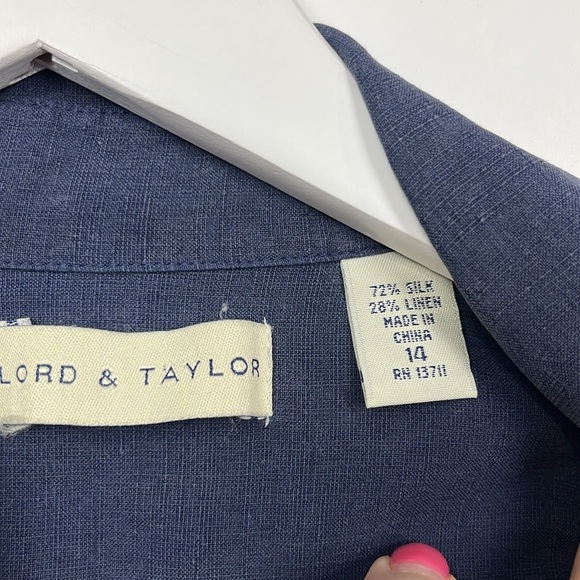 Lord & Taylor Womens Shift Dress 14 Navy Hidden Button Down Sleeveless 72% Silk - Picture 2 of 15
